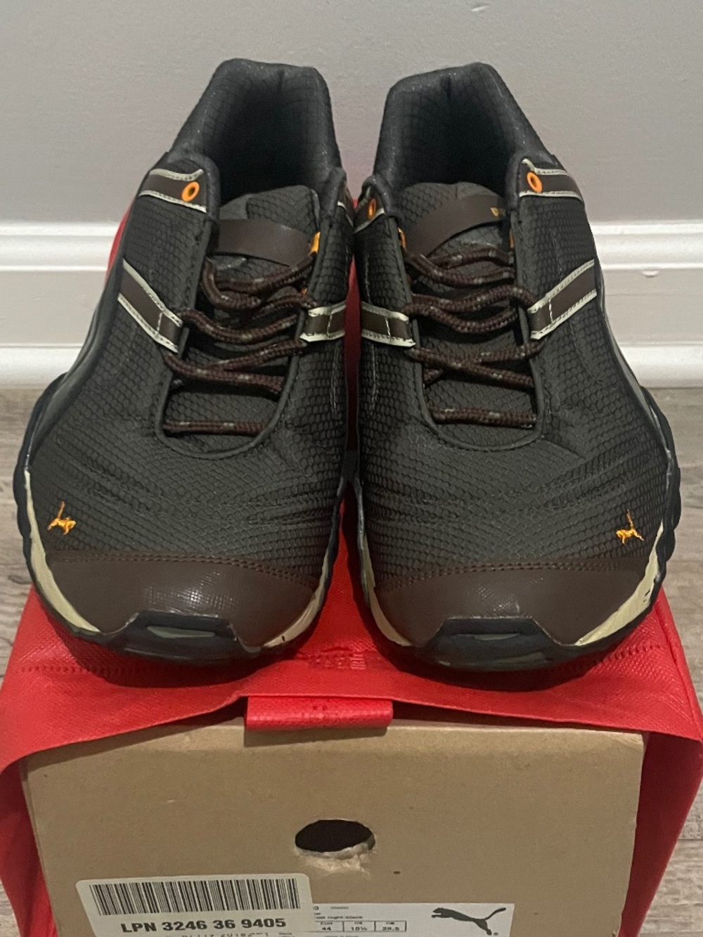 Men’s Puma Sneakers – Size 10.5